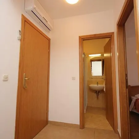 8144c Apartment